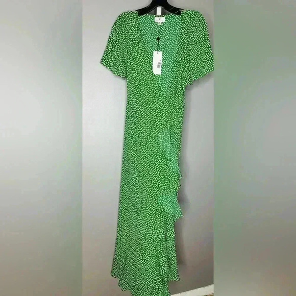❤️Socialite NWT Maxi Flutter Floral Print green dress size X-small - Picture 3 of 6